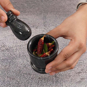 motar and pestle-cusher- motar pestle